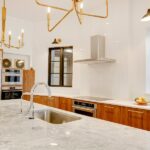 modern-marmol cocina madera llave