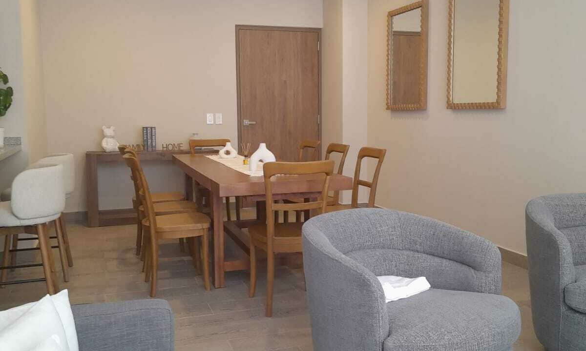 puerta Satelite showroom (1)